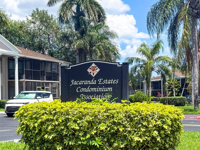 Jacaranda Estates Condo photo 2